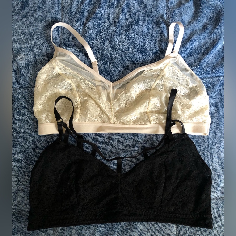 Size 1 Torrid bralette bundle. EUC.
